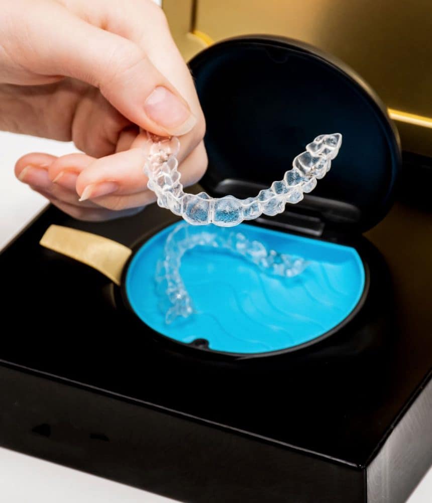 Voyadent İnvisalign (şeffaf palak,align tedavisi)